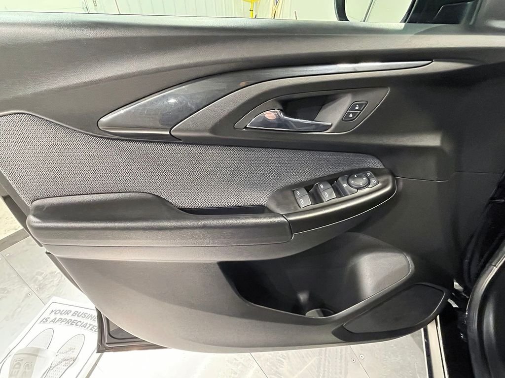 Used 2023 Black Chevrolet LS image 18