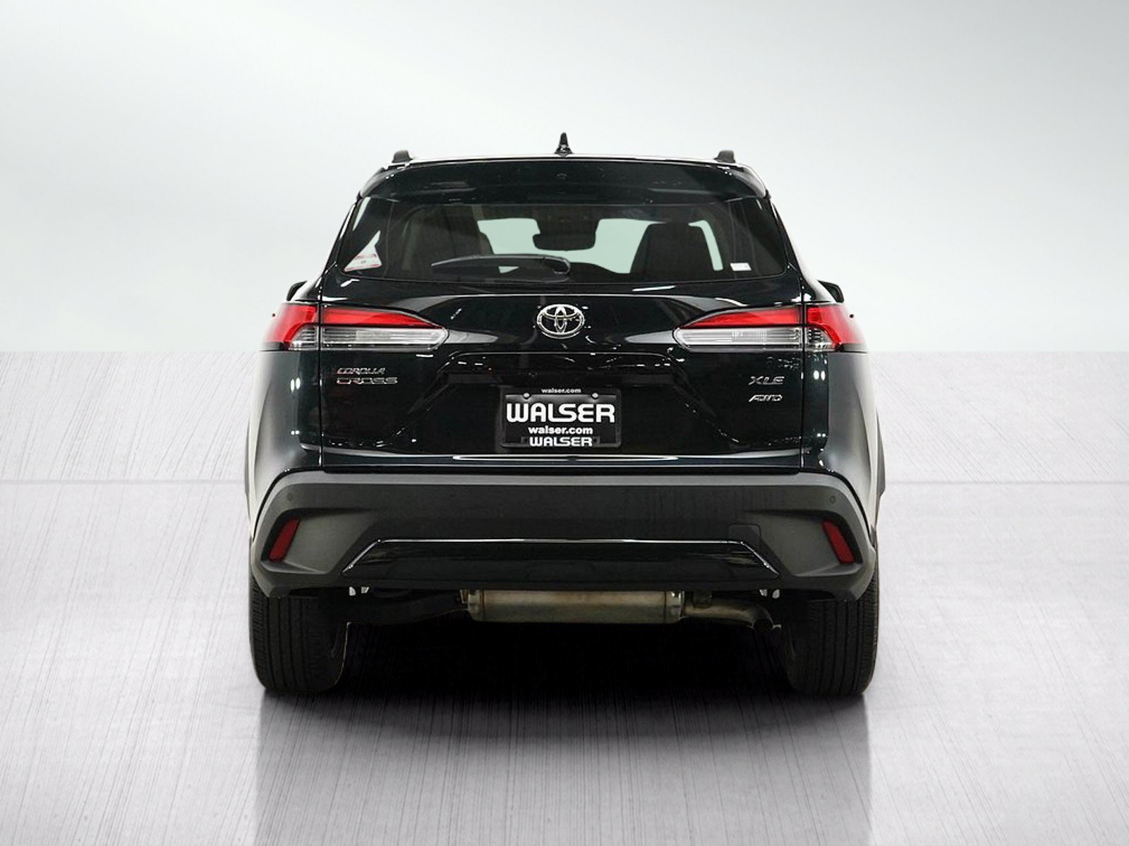 Used 2025 Jet Black Toyota XLE image 5