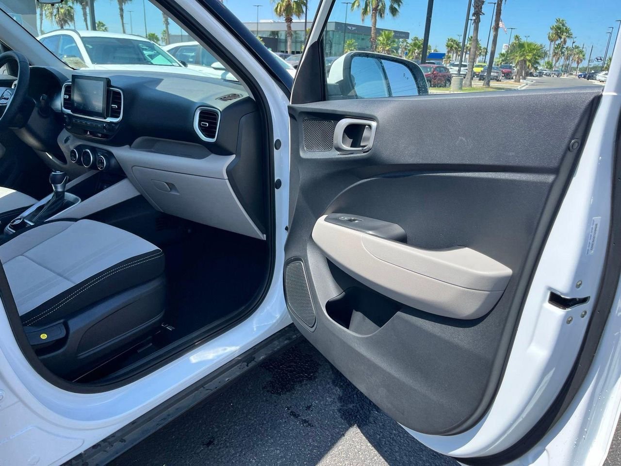 New 2026 White Hyundai SEL image 21
