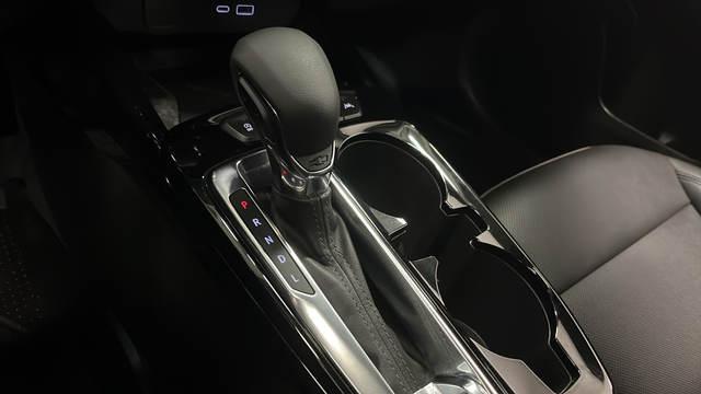 Used 2025 Mosaic Black Metallic Chevrolet ACTIV image 19