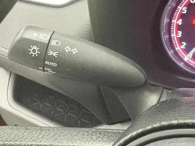 Used 2025 Red Toyota XLE image 18