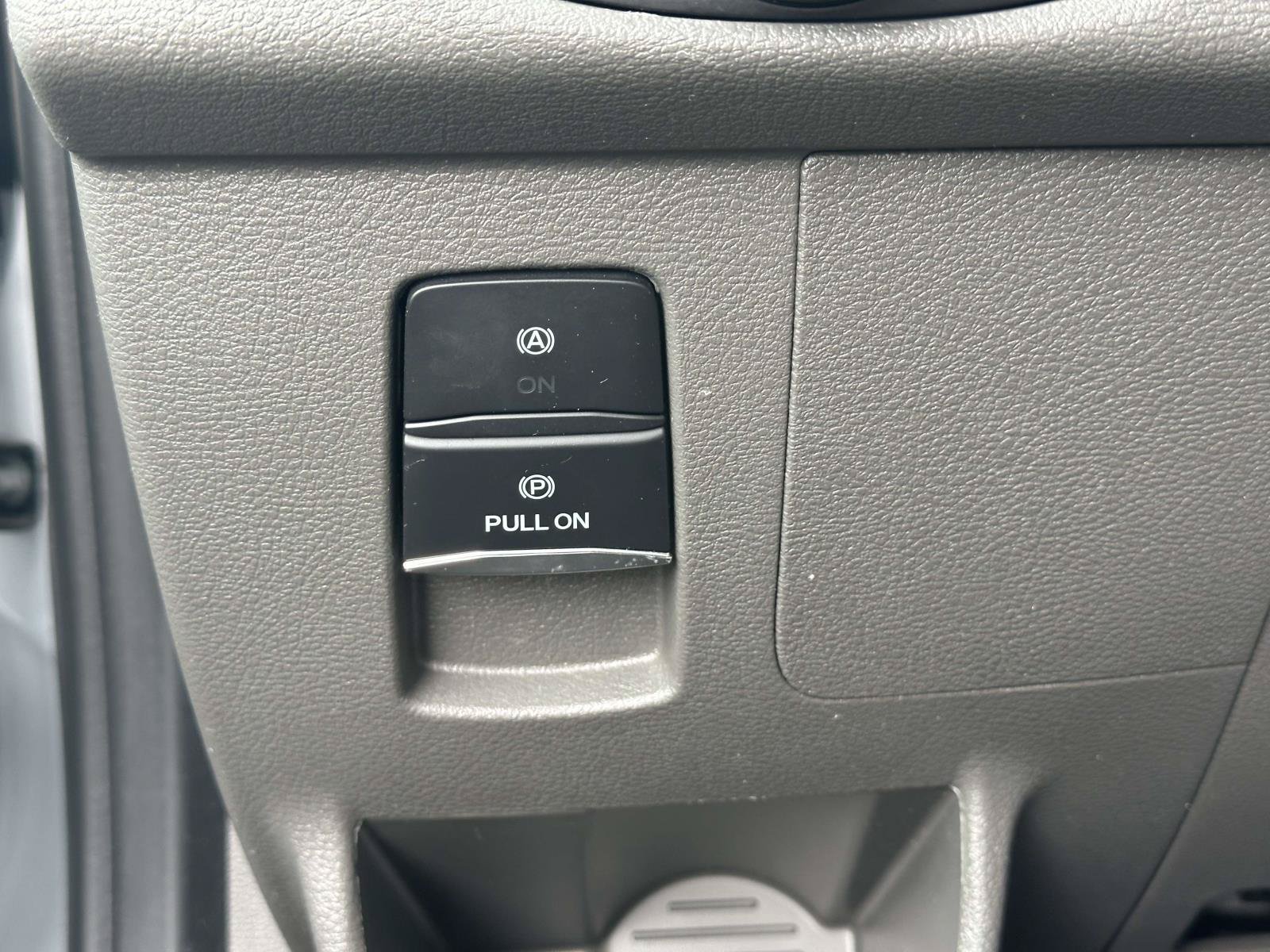 Certified Used 2025 White Ford XLT image 31