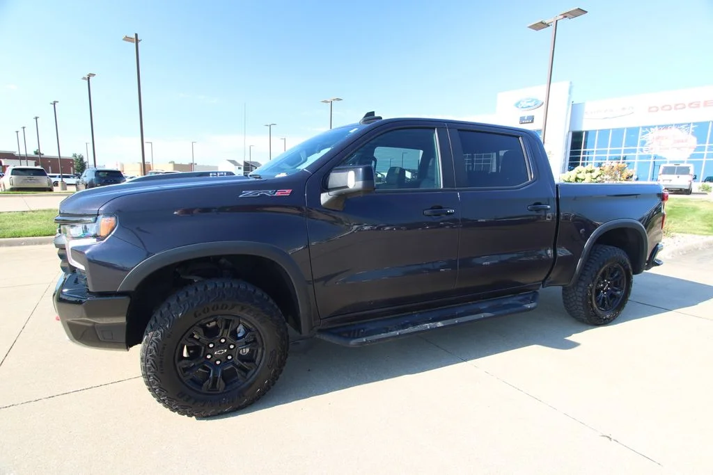 Used 2022 Dark Ash Metallic Chevrolet ZR2 image 22
