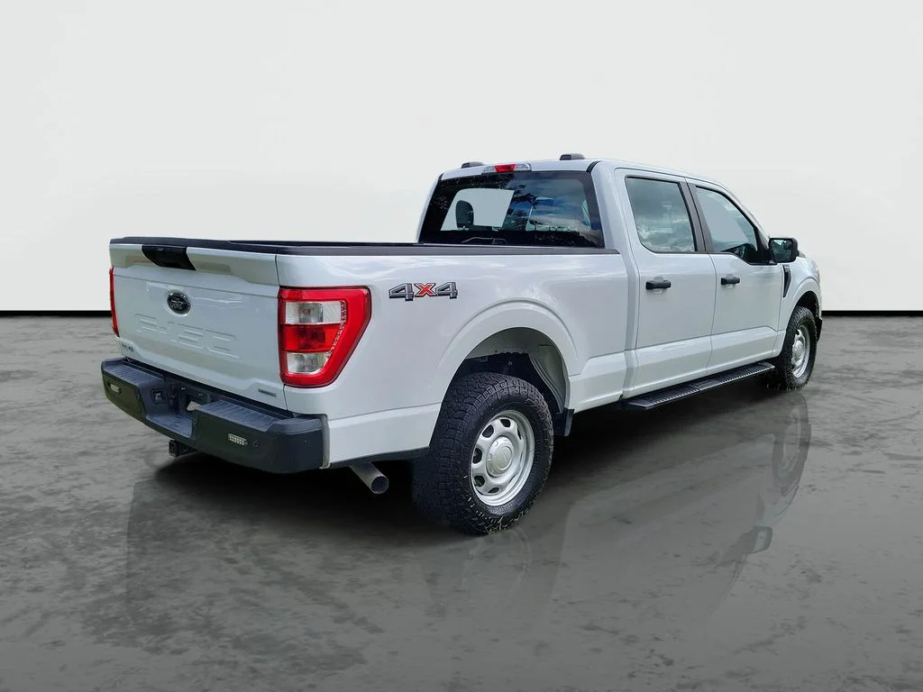 Used 2022 Oxford White Ford XL image 2