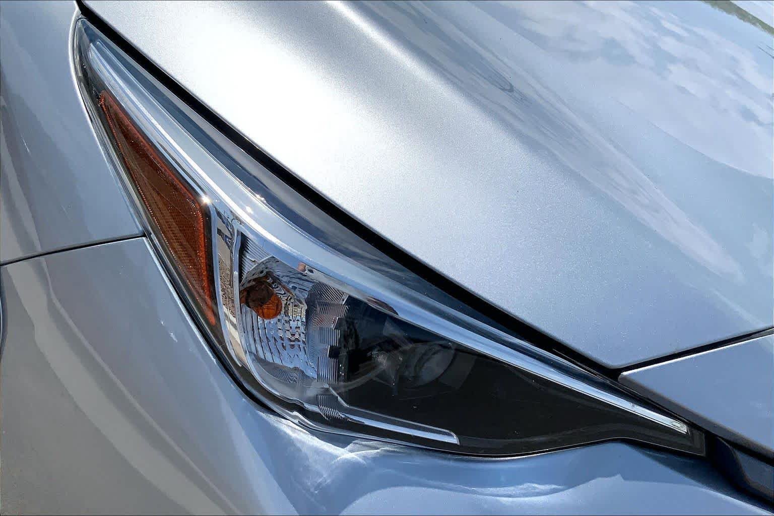 Certified Used 2025 Ice Silver Metallic Subaru Premium image 25