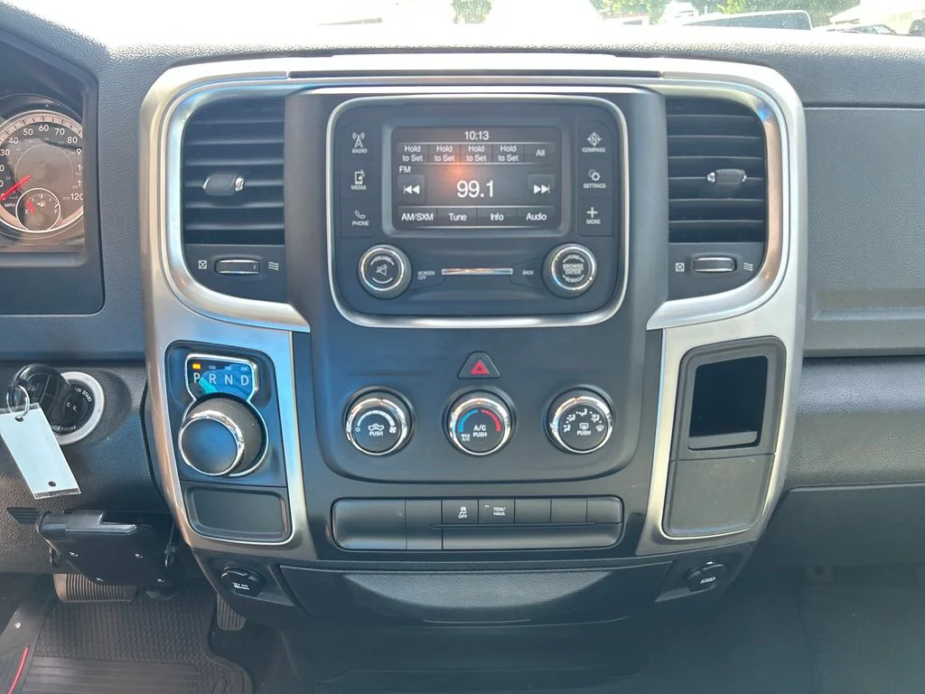 Used 2017 Gray Ram SLT image 17