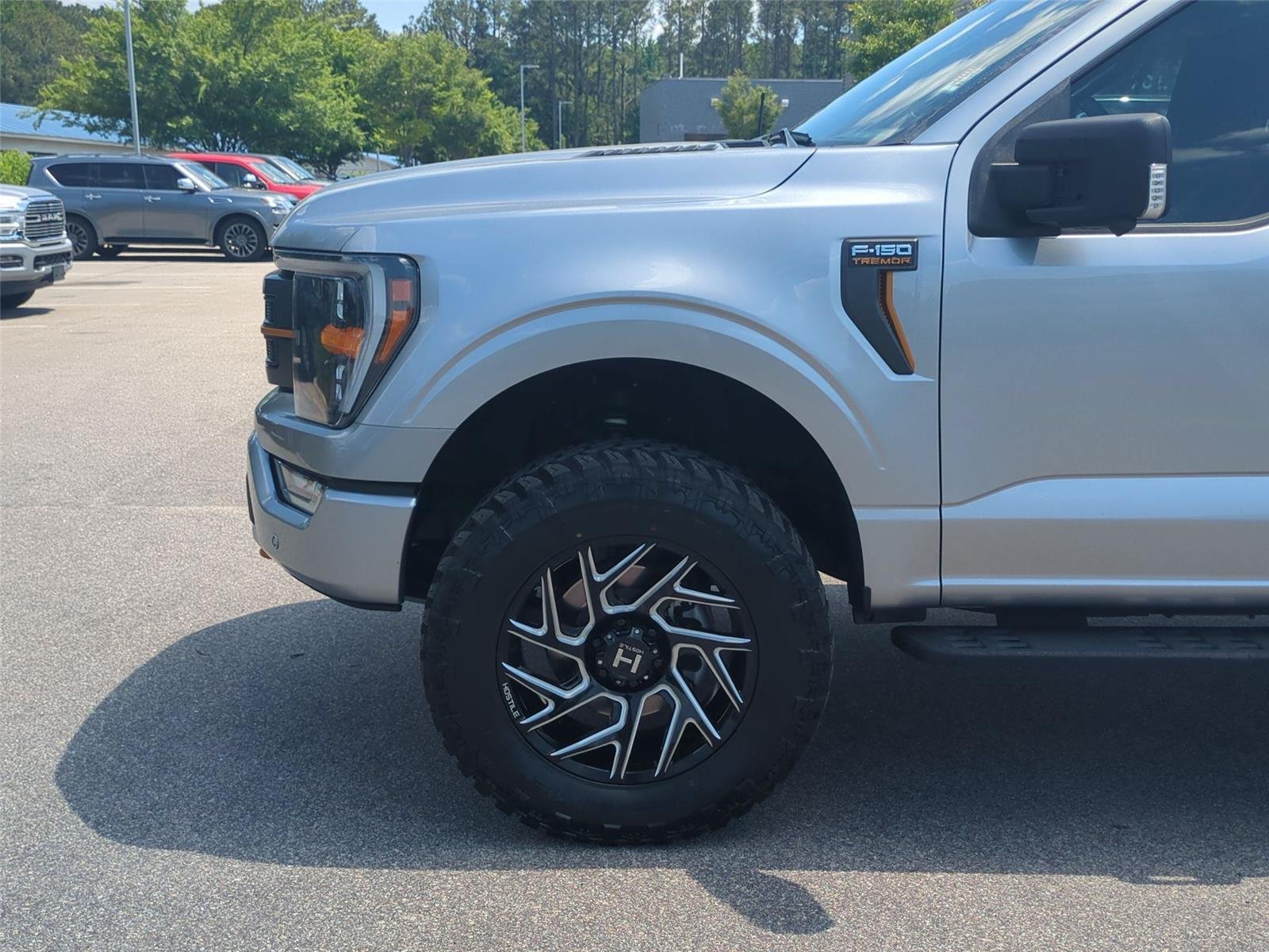 Used 2023 Iconic Silver Metallic Ford Tremor image 10