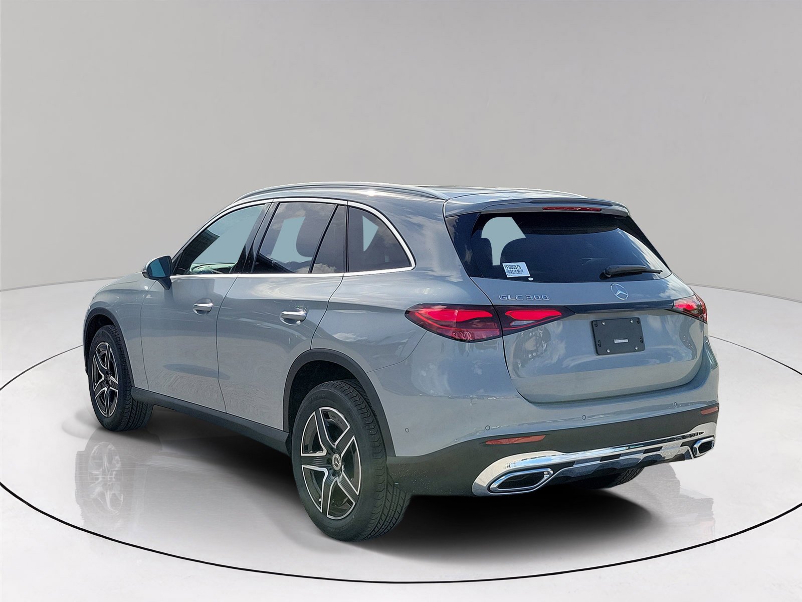 New 2026 MANUFAKTUR Alpine Grey Mercedes-Benz GLC 300 image 4
