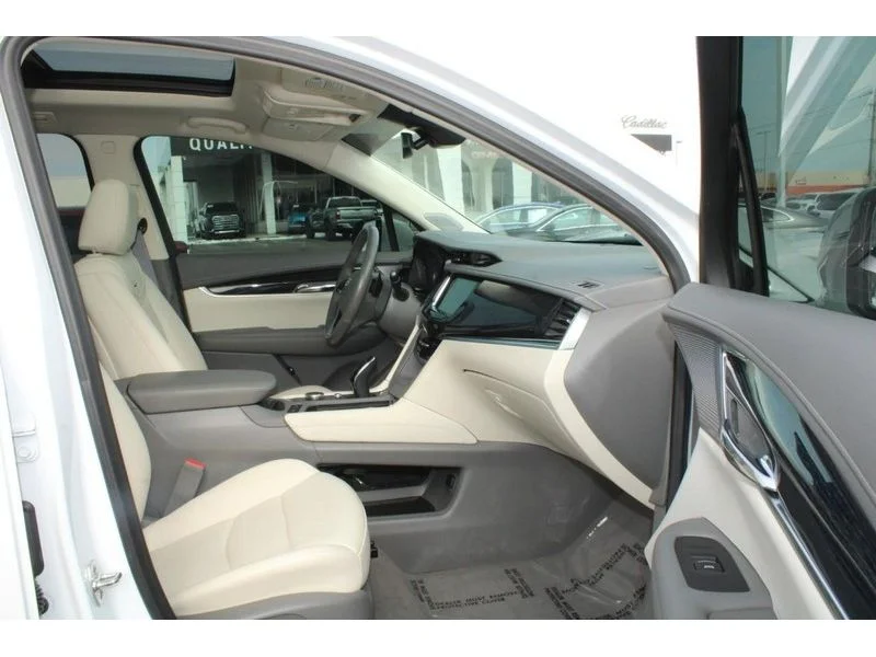 2024 Cadillac XT6 Premium Luxury - Photo 17