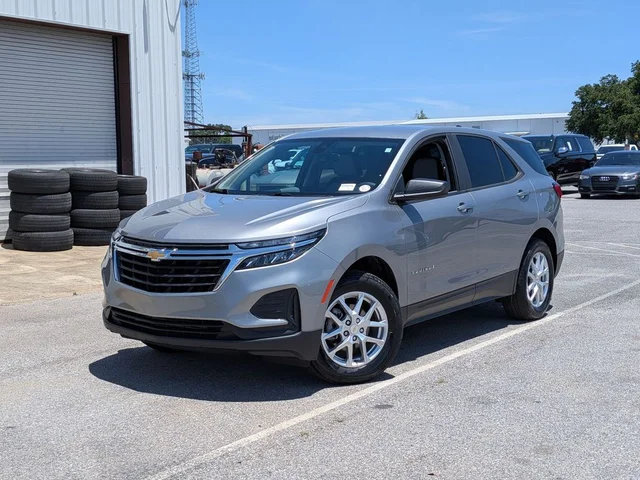 2023 Chevrolet Equinox LS