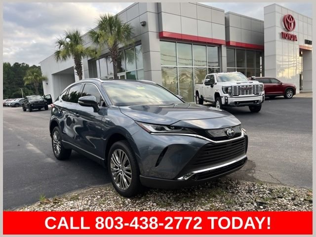 Used 2021 Gray Toyota XLE image 1