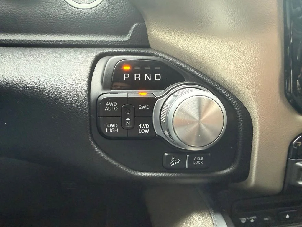 Used 2019  Ram Laramie image 19