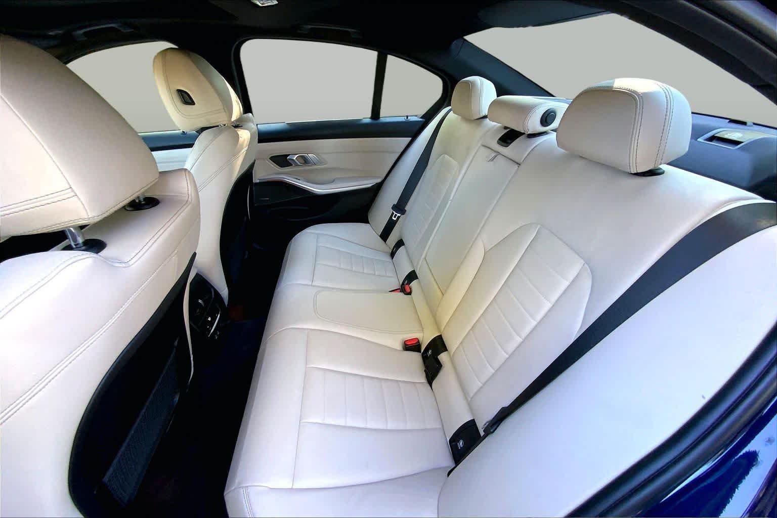 Used 2020 Tanzanite Blue II Metallic BMW M340i xDrive image 20