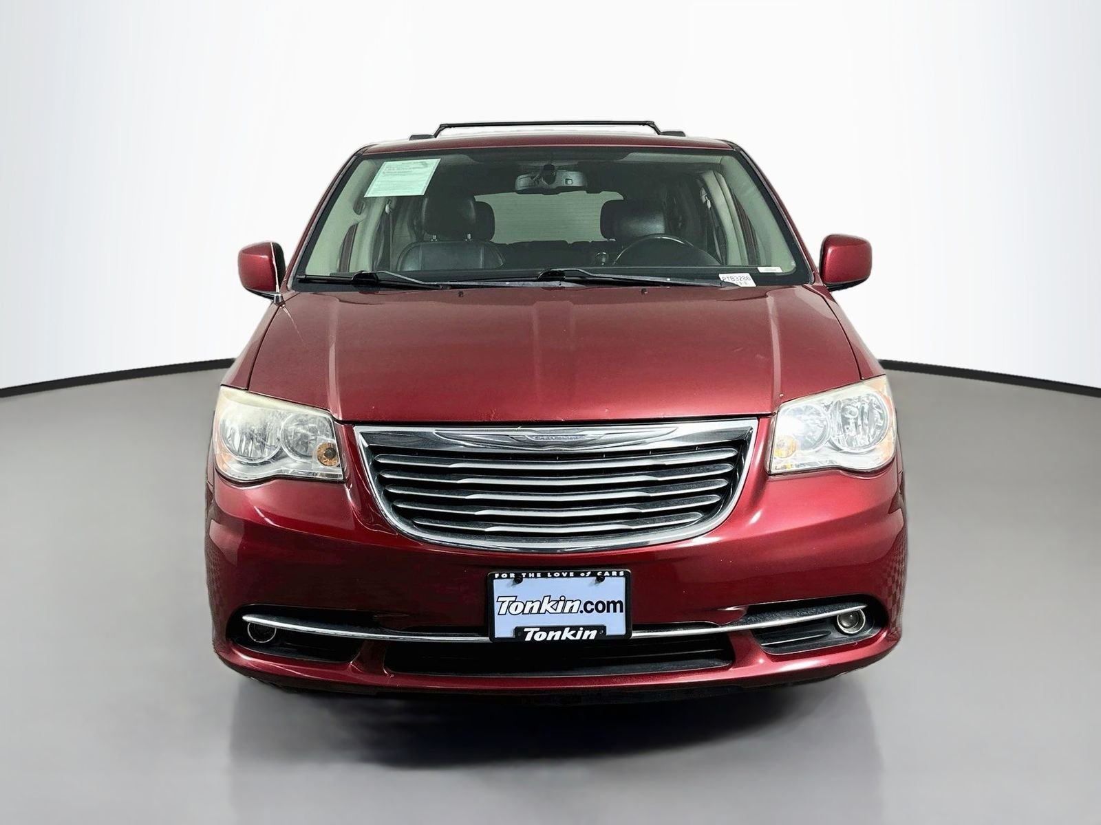 Used 2016 Deep Cherry Red Crystal Pearlcoat Chrysler Touring image 2