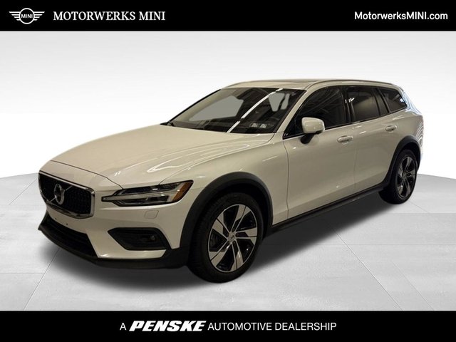 2022|Volvo|V60 Cross Country|T5|4D Wagon
