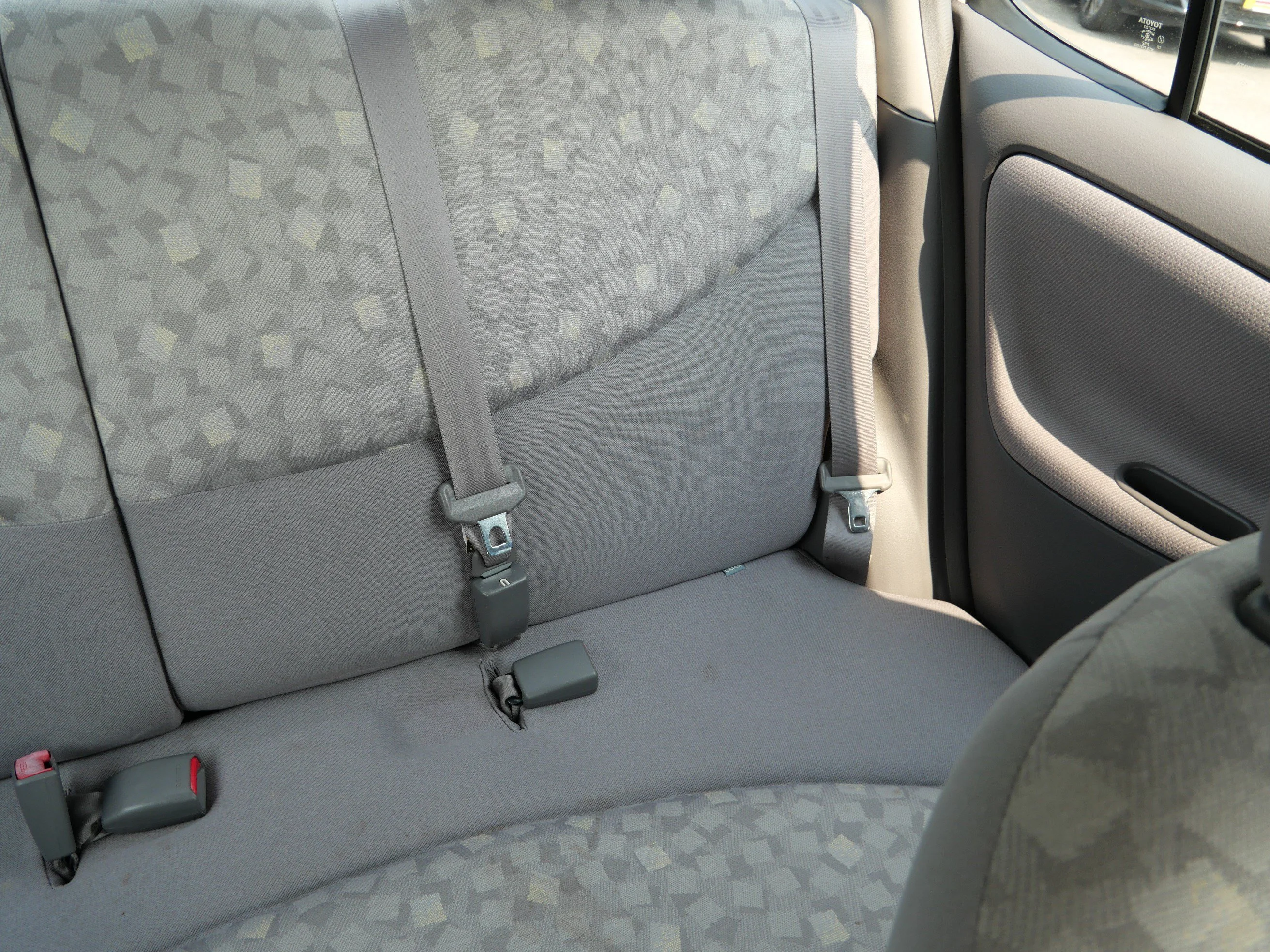 Used 2002 Polar White Toyota  image 14