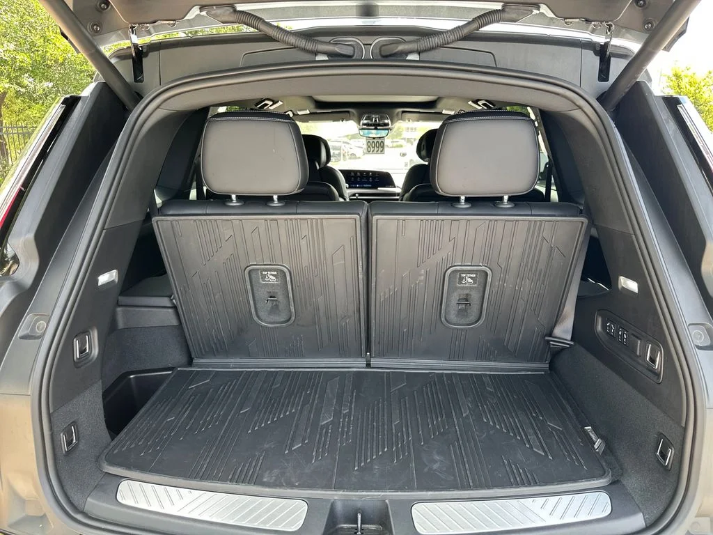Used 2026 Silver Cadillac Sport image 41
