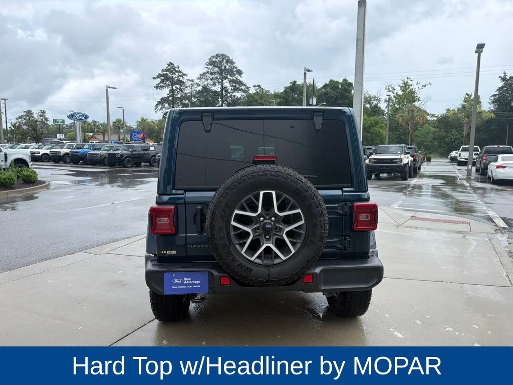 Certified Used 2025 Blue Pearl Jeep Sahara image 8