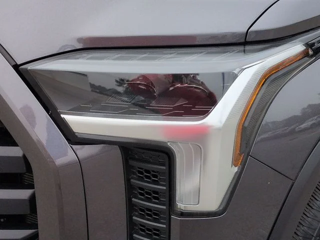 Used 2022 Gray Toyota SR5 image 9