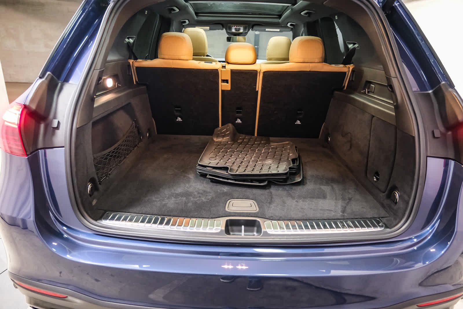 Used 2026 Twilight Blue Metallic Mercedes-Benz GLE 450 image 33