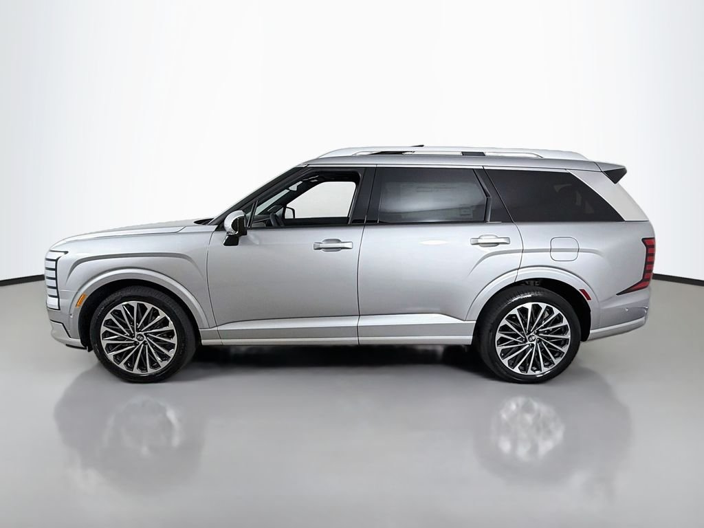 New 2027 Shimmering Silver Hyundai Calligraphy image 4