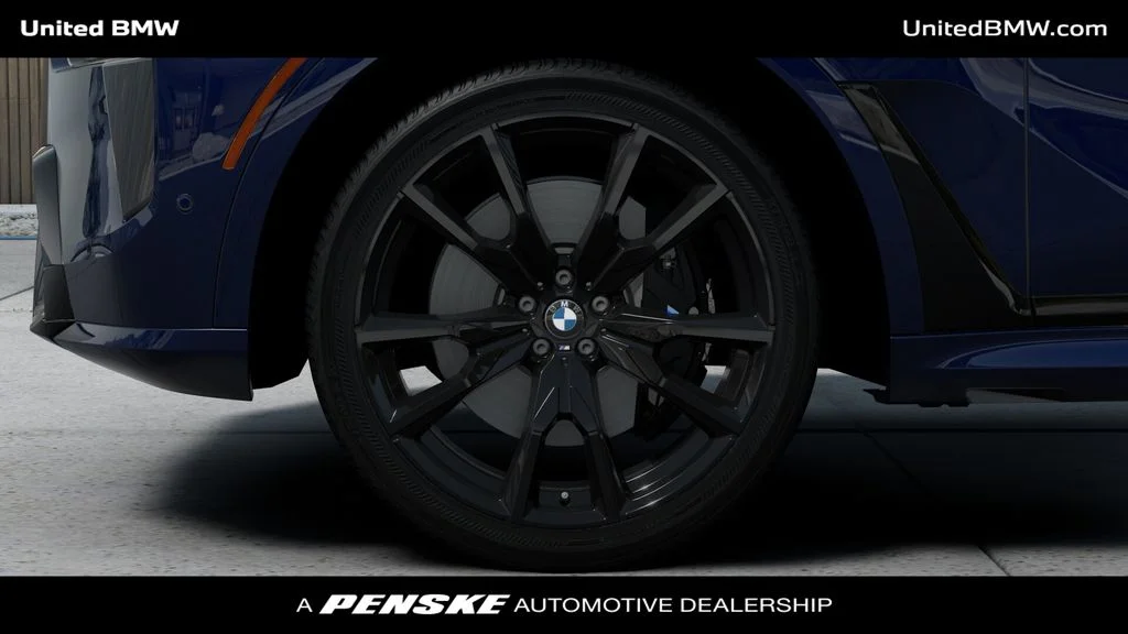 New 2027 Tanzanite Blue II Metallic BMW M60i image 7