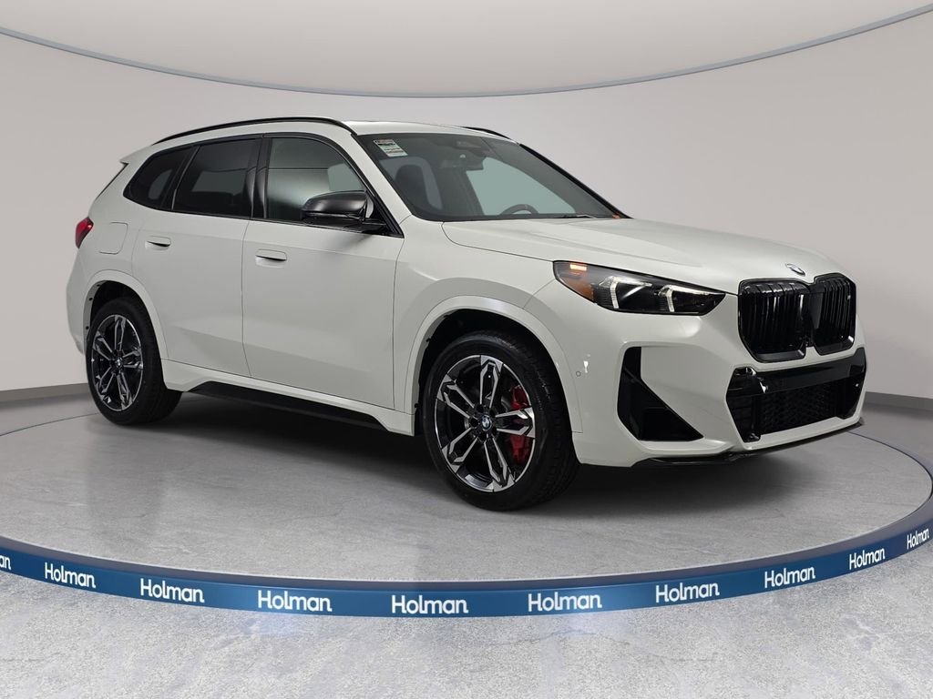 New 2026 Alpine White BMW M35i image 3
