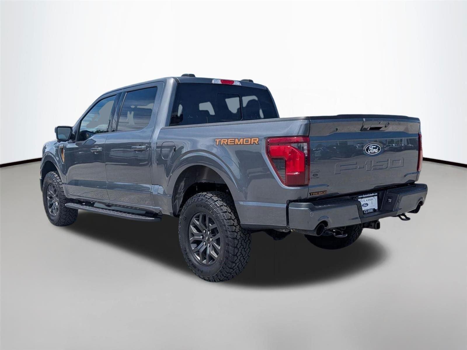 New 2026 Carbonized Gray Metallic Ford Tremor® image 7