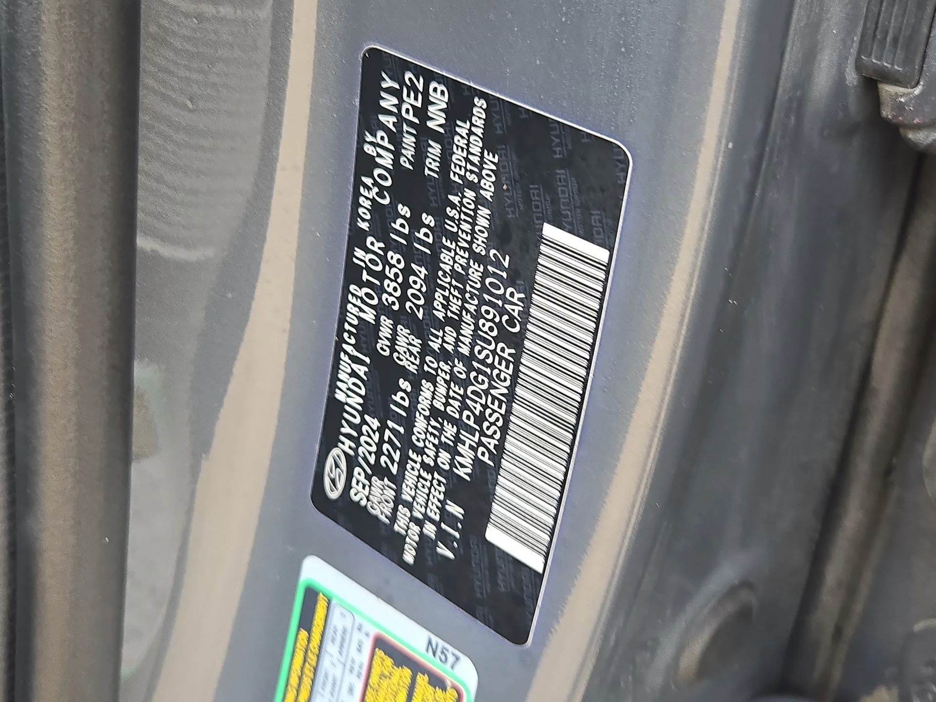 Used 2025 Ecotronic Gray Hyundai Limited image 35