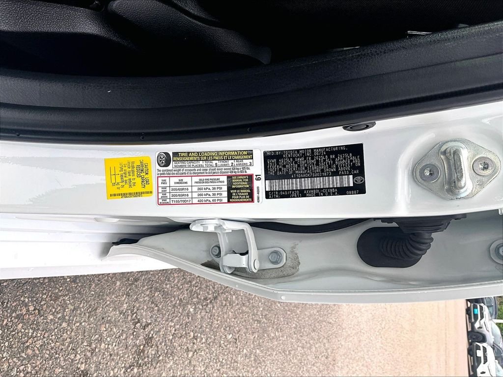Used 2025 White Toyota SE image 34