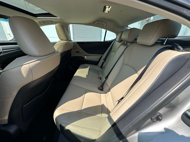 Used 2021 Silver Lexus 250 image 28