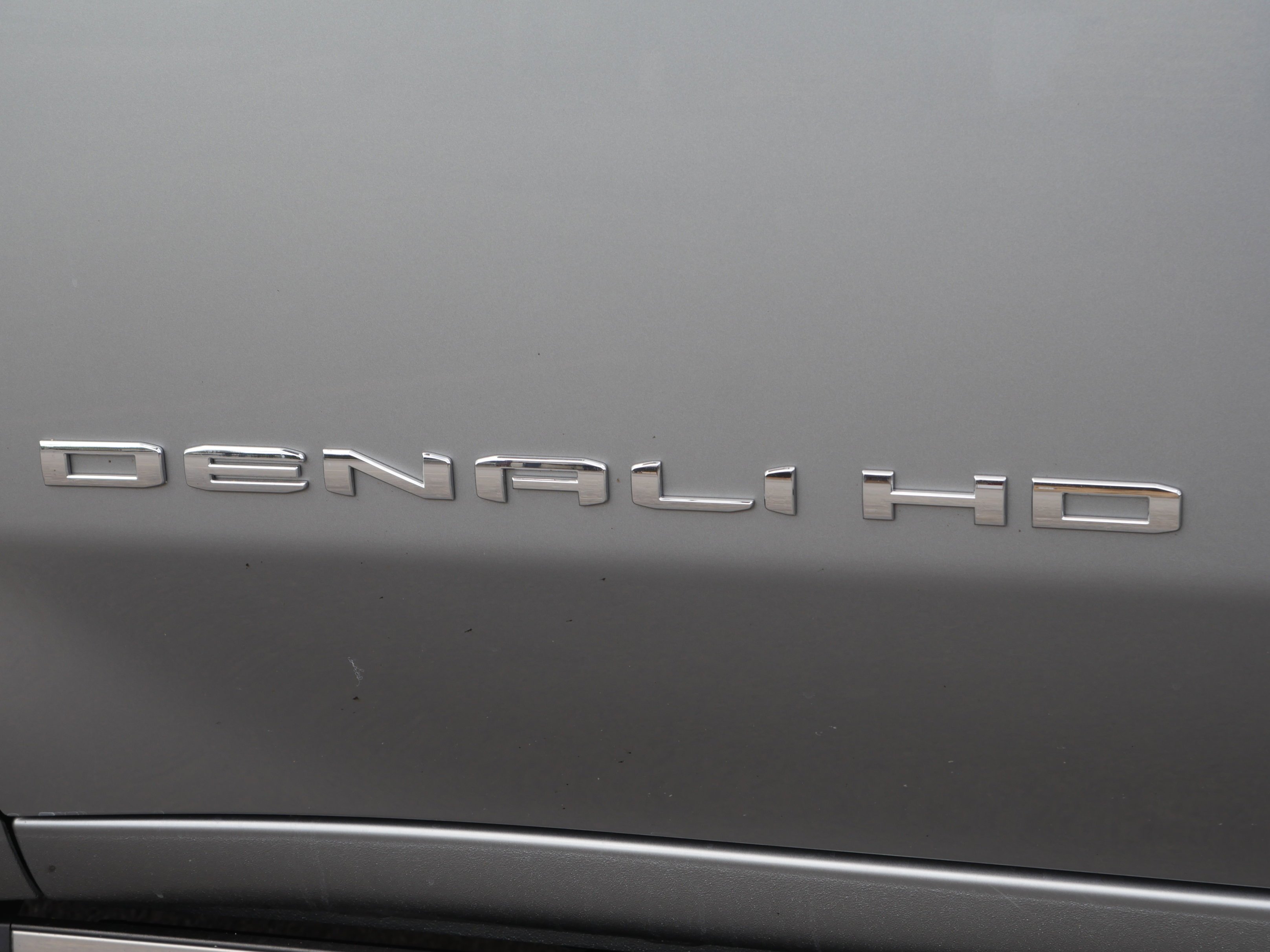 Used 2025 Sterling GMC Denali Ultimate image 17