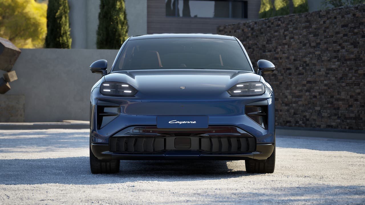New 2026 Napali Blue Metallic Porsche Turbo Coupe Electric image 8