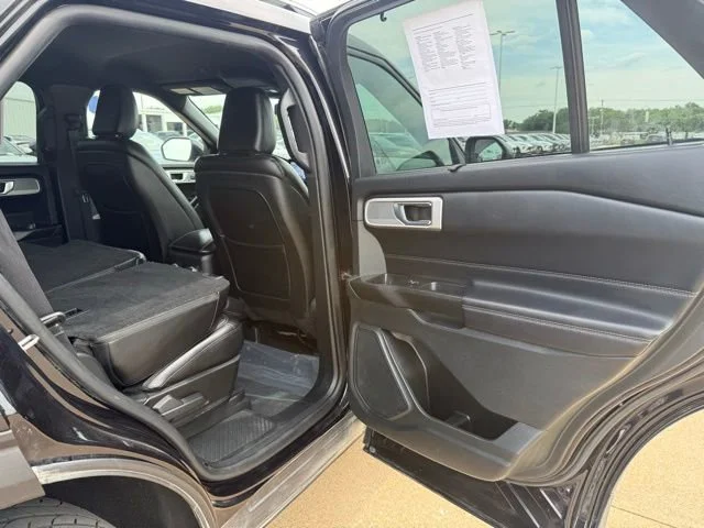 Used 2020 Black Ford Limited image 43