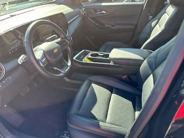 Used 2025 Mosaic Black Metallic Chevrolet LT image 11