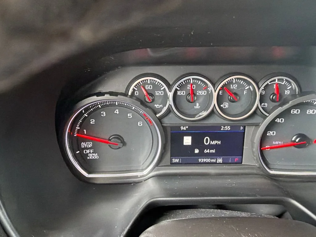 Used 2021 BLACK Chevrolet Z71 image 12