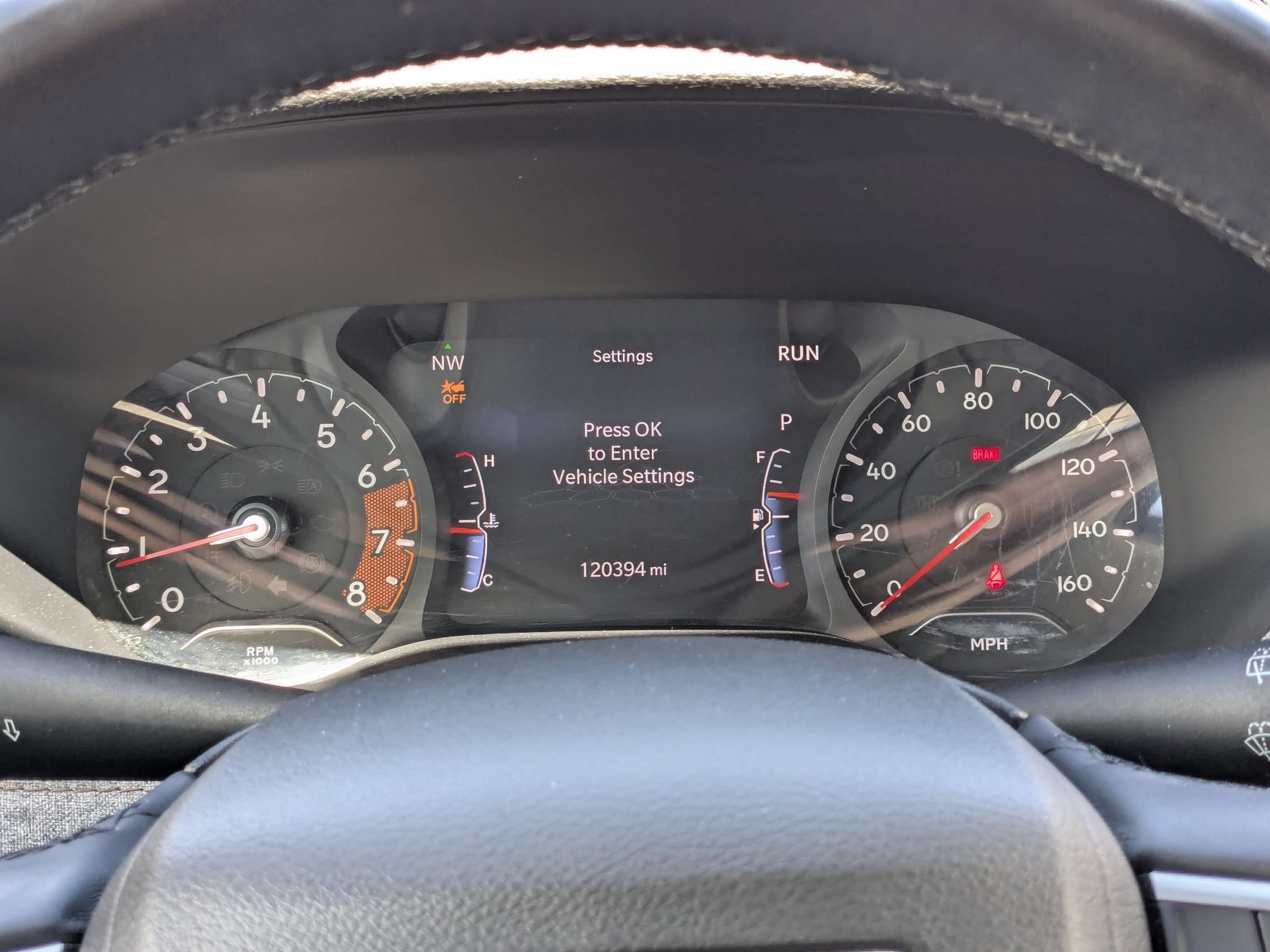Used 2022 Velvet Red Pearlcoat Jeep Latitude Lux image 20
