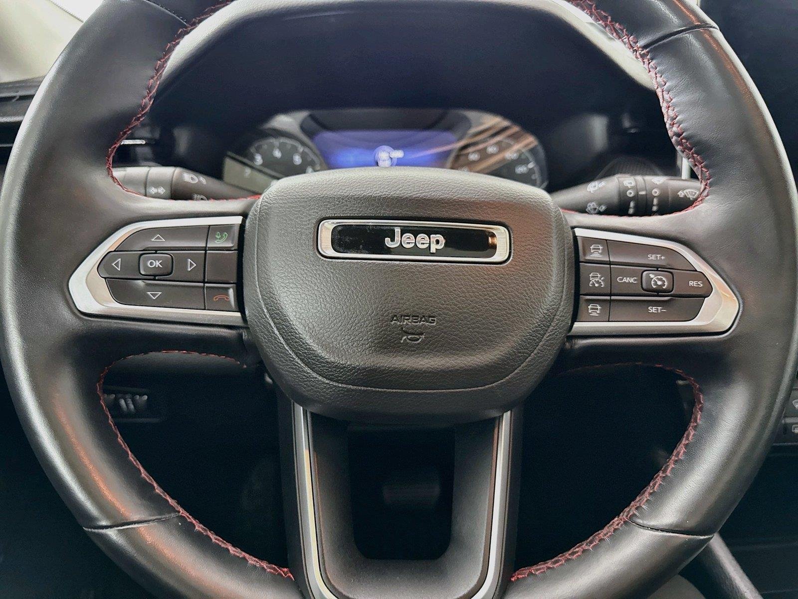 Used 2022 Bright White Clearcoat Jeep Trailhawk image 15