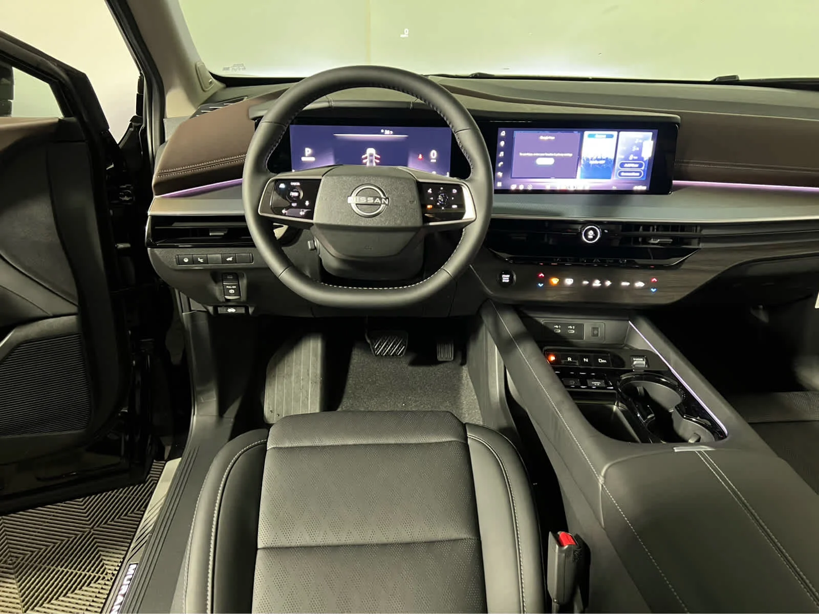 New 2026 SUPER BLAC Nissan Platinum image 11