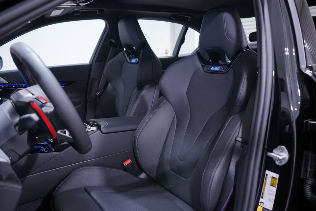 New 2027 Black Sapphire Metallic BMW Base image 11