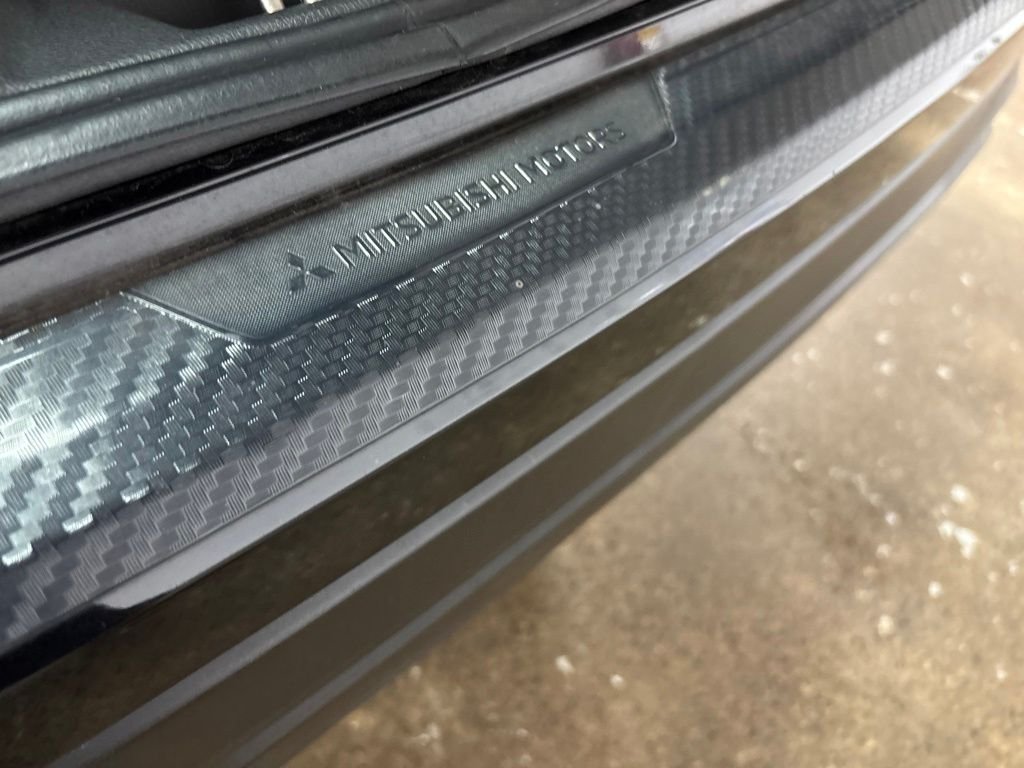 Used 2022 Black Mitsubishi LE image 30