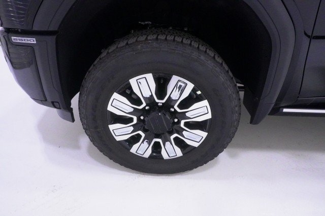 2026 GMC Sierra 2500HD Denali - Photo 13
