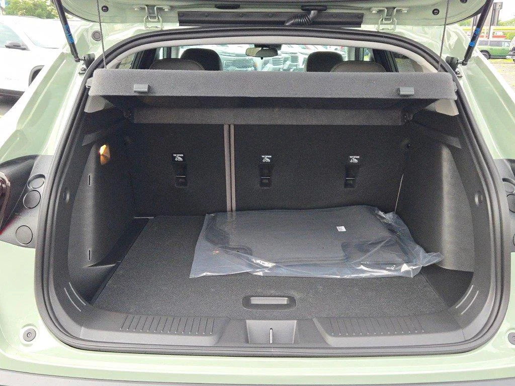 2026 Chevrolet Trax Activ - Photo 14