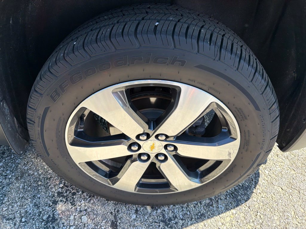 Used 2020 Black Chevrolet 3LT image 11