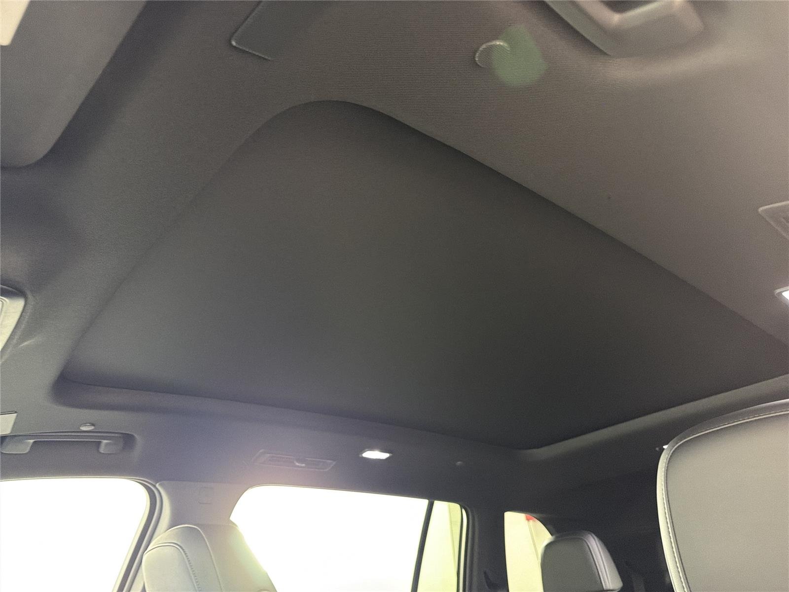 2026 GMC Acadia Elevation - Photo 30