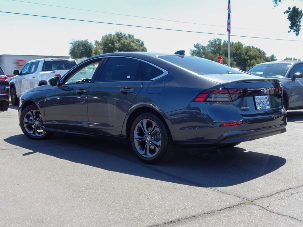 Used 2023 Meteorite Gray Metallic Honda EX image 10