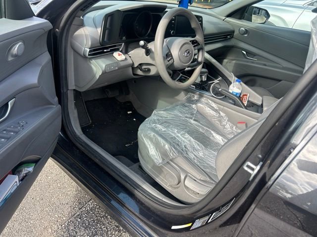 Used 2022 Portofino Gray Hyundai SEL image 1