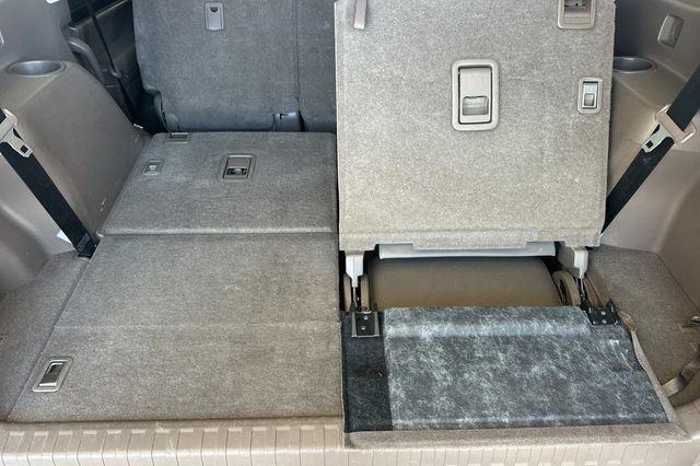 Used 2017  Lexus 460 image 17