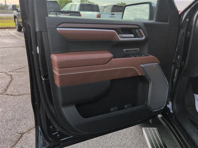 Used 2026 Titanium Rush Metallic GMC Denali Ultimate image 23