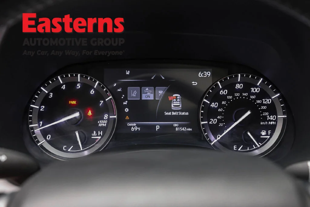 Used 2021 Silver Toyota XLE image 20
